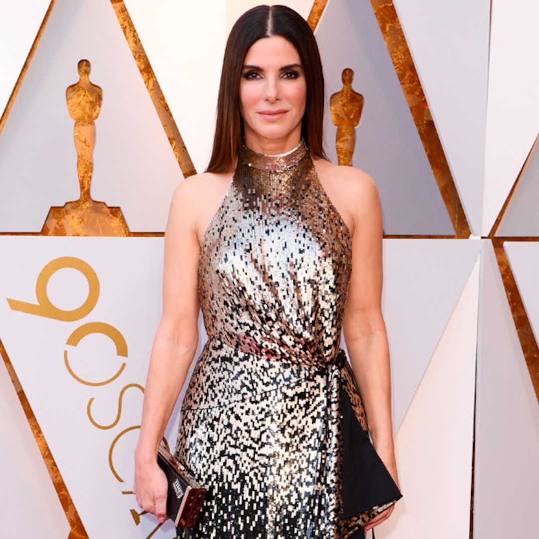 Sandra Bullock Stuns in Sequined Dress on 2018 Oscars Red Carpet - E